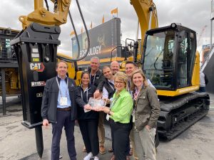 Carolina Cat wins the Equipment World 2019 Big Iron Dealer of the Year Award